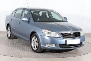 �koda Octavia 1.6 TDI, Serv.kniha, Tempomat