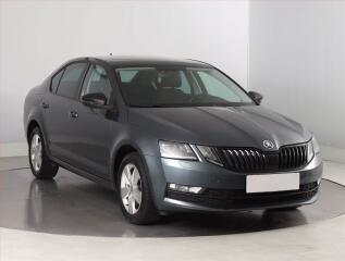 �koda Octavia Ambition Plus 1.5 TSI, �R