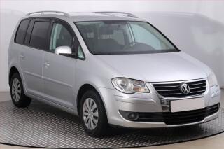 Volkswagen Touran 2.0 TDI, po STK, CZ doklady