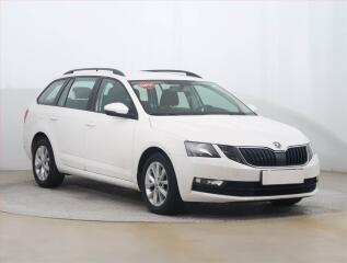 �koda Octavia Ambition 1.4 TSI, �R,1.maj