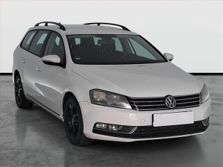Volkswagen Passat 2.0 TDI, Navi, Vyh�.�seda�ek