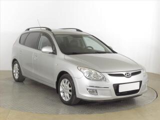 Hyundai i30 2.0 CVVT, Park.�senzory