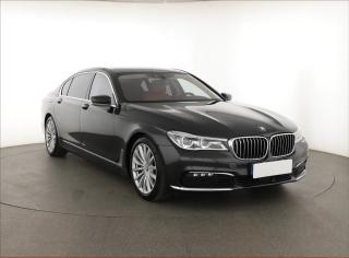 BMW 730Ld, tempomat, vyhvan