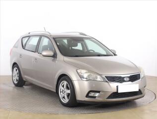 Kia Ceed 1.4 CVVT, Serv.kniha, nov� STK