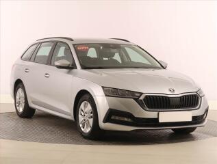 �koda Octavia Ambition 2.0 TDI, �R,1.maj