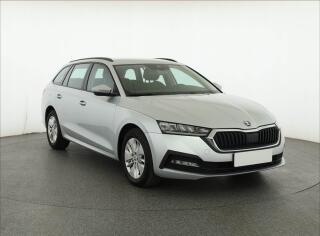 �koda Octavia Ambition 2.0 TDI, �R,1.maj