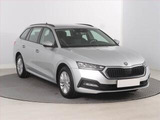 �koda Octavia Ambition 2.0 TDI, �R,1.maj