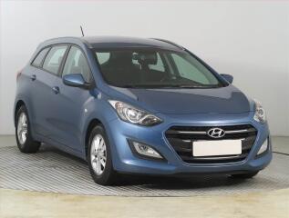 Hyundai i30 1.6 MPI, Serv.kniha, Tempomat