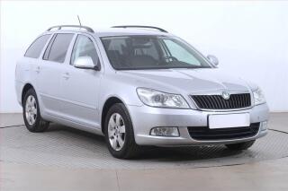 �koda Octavia 1.6 TDI, Serv.kniha, Tempomat