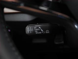 Škoda Kamiq (2021) 1.5 TSI, CZ, DSG, Scoutline - náhled 16