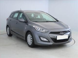 Hyundai i30 1.6 MPI, Serv.kniha, Tempomat
