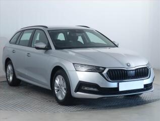 �koda Octavia Ambition 2.0 TDI, �R,1.maj