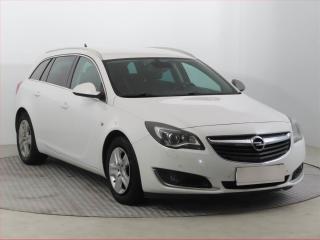 Opel Insignia Cosmo 2.0 CDTI, Serv.kniha