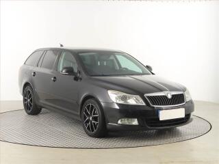 �koda Octavia Ambiente 2.0 TDI, Xenony