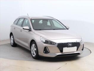 Hyundai i30 1.6 CRDi, Tempomat