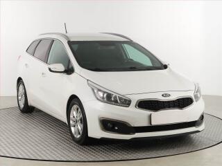 Kia Ceed Silver 1.6 GDI, Serv.kniha