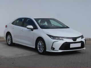 Toyota Corolla 1.5 VVT-i, Serv.kniha