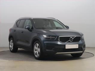 Volvo XC40 Momentum T2