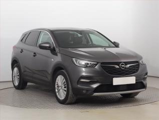 Opel Grandland X Innovation 1.2 Turbo, Automat