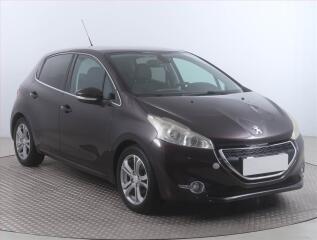 Peugeot 208 1.2 PureTech, Serv.kniha