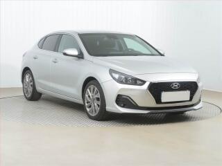 Hyundai i30 1.4 T-GDI, Serv.kniha, Navi