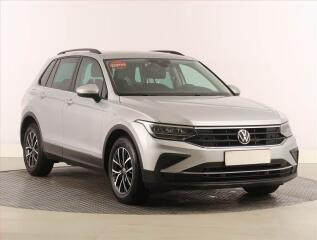 Volkswagen Tiguan Life 1.5 TSI, digi klima