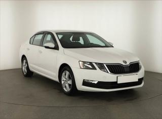 koda Octavia 1.6 TDI, Tempomat