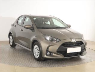 Toyota Yaris 1.5 VVT-i, Serv.kniha