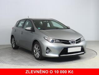 Toyota Auris 1.6 Valvematic, Serv.kniha