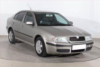 �koda Octavia 1.6, po STK, levn� provoz