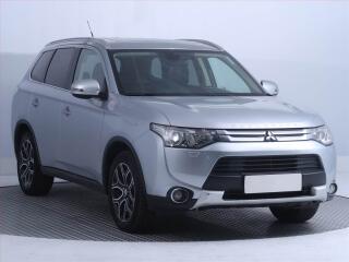Mitsubishi Outlander Intense 2.2 DI-D, 4X4