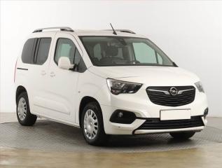 Opel Combo 1.2 Turbo, 7Mst, 1Maj