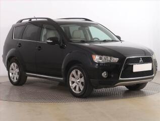 Mitsubishi Outlander 2.2 DI-D, 4X4, 7�m�st