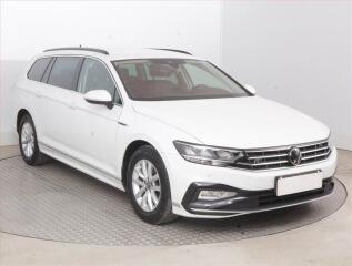 Volkswagen Passat Business 1.5 TSI, Serv.kniha