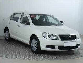 �koda Octavia 1.2 TSI, nov� STK, Ta�n�