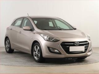 Hyundai i30 1.6 MPI, Serv.kniha, Tempomat