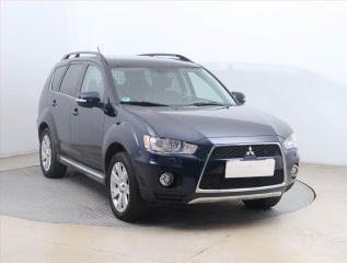 Mitsubishi Outlander 2.2 DI-D, 4X4, Xenony