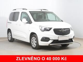 Opel Combo 1.5 CDTI, 5M�st, 1Maj