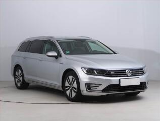 Volkswagen Passat 1.4 GTE, Automat, Serv.kniha