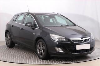 Opel Astra 1.7 CDTI, nov� STK