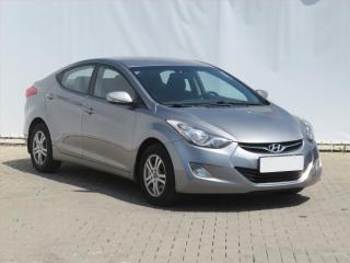 Hyundai Elantra 1.6, Tempomat, Park.senzory