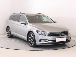 Volkswagen Passat 2.0 TDI, Automat, Serv.kniha