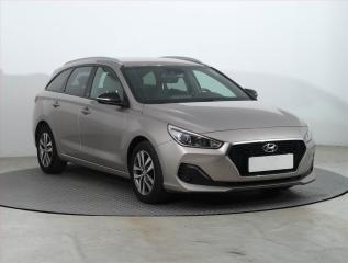 Hyundai i30 Go! 1.4 T-GDI, Serv.kniha