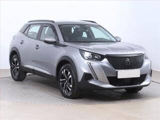 Peugeot 2008 1.2 PureTech, K��e, Navi