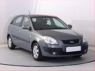 Kia Rio 1.4 16V, po STK, levn� provoz