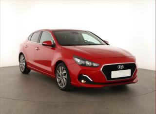 Hyundai i30 1.4 T-GDI, Serv.kniha, Navi