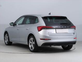 Škoda Superb (2017) Sportline 2.0 TDI, Automat - náhled 4