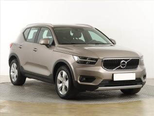 Volvo XC40 Momentum Pro T3, digi klima