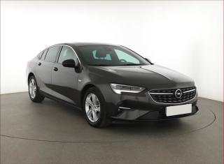 Opel Insignia 2.0 CDTI, Serv.kniha, Ke