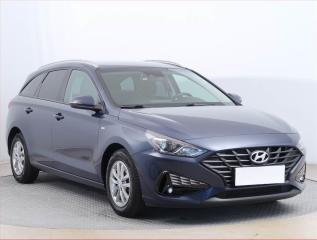 Hyundai i30 1.5 T-GDI MHEV, Serv.kniha